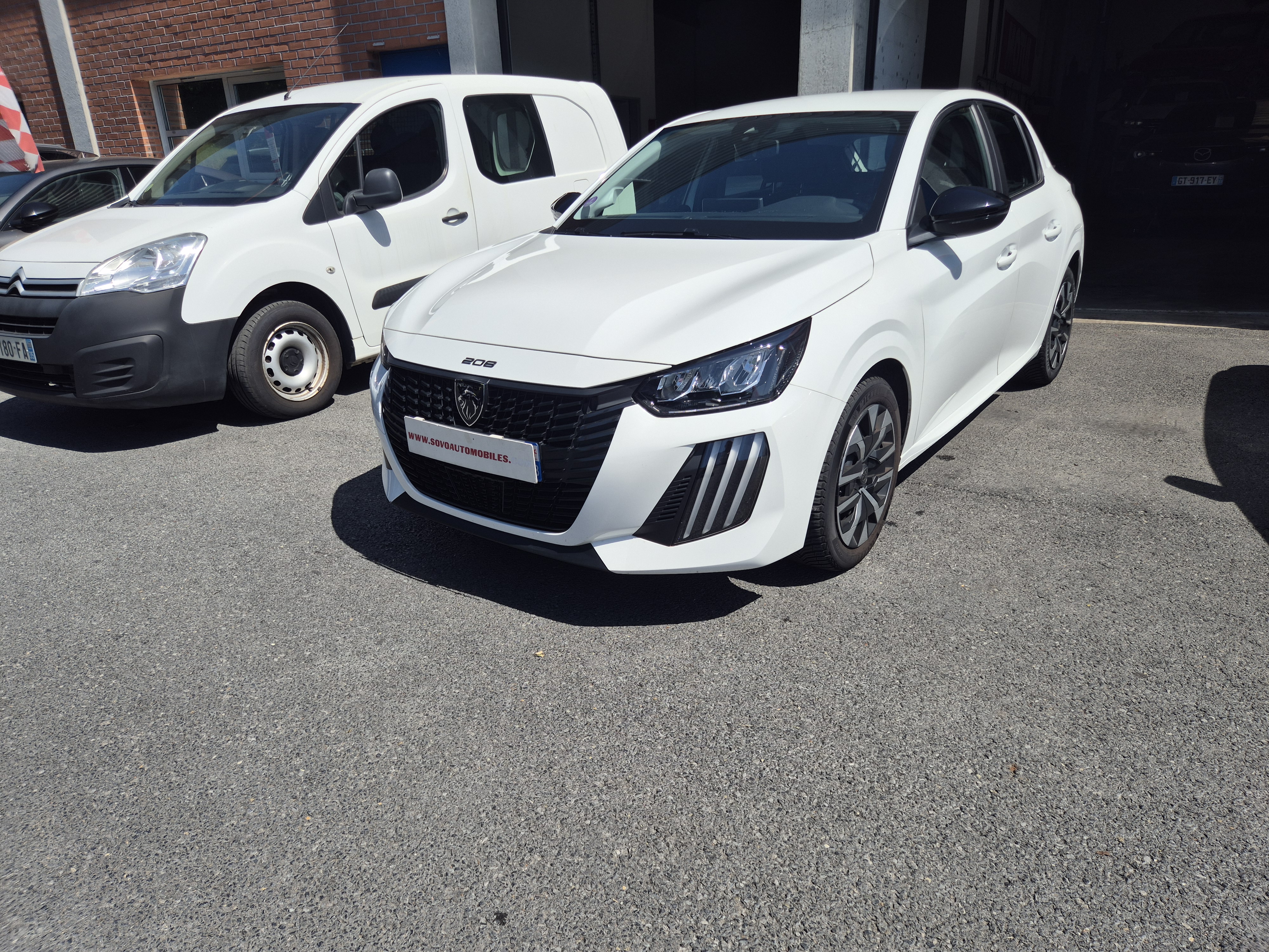 PEUGEOT 208 II (2) 1.2 PURETECH 100 S&S AFFAIRE BVM6