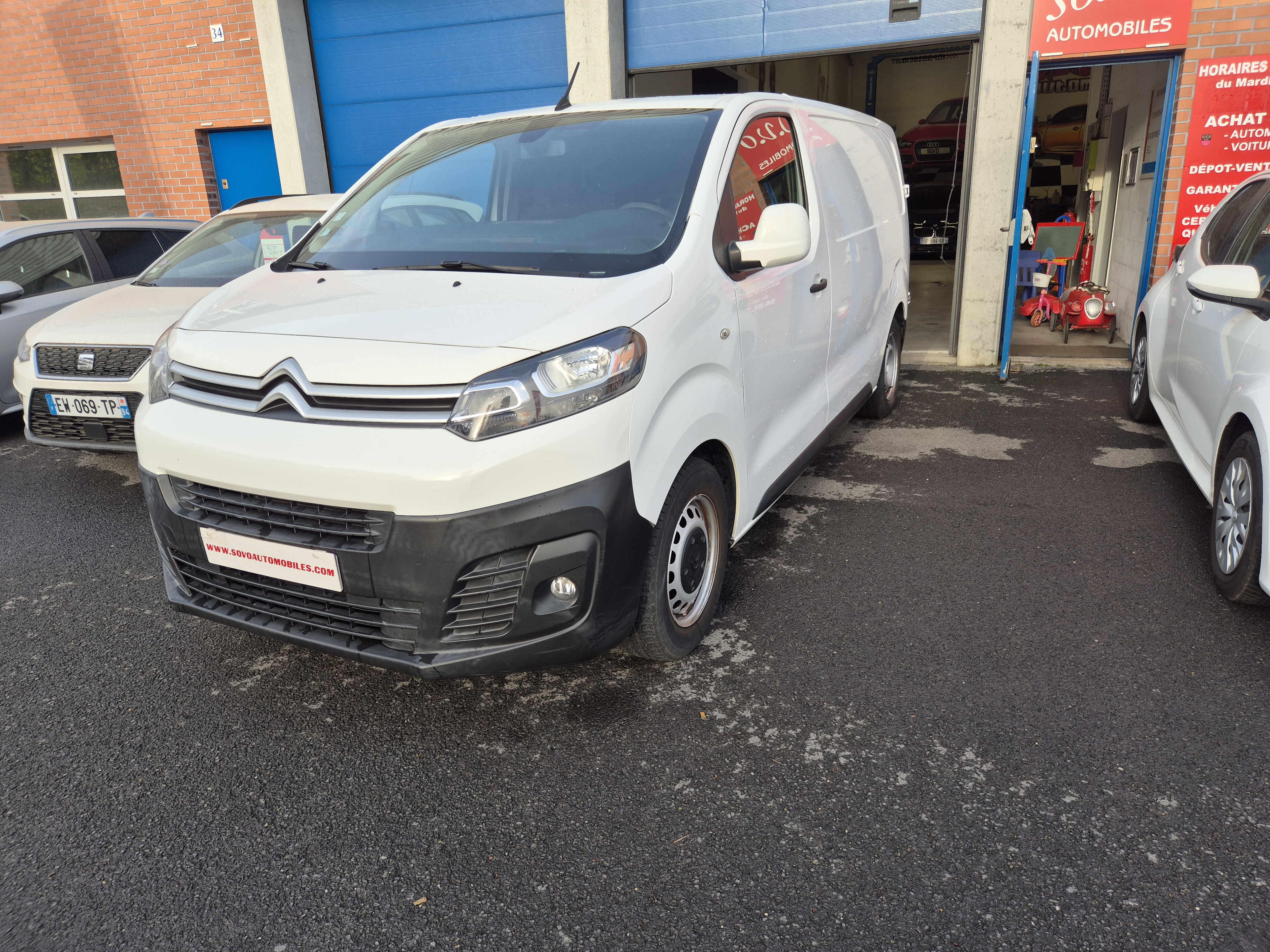 PEUGEOT EXPERT III 2.0 BLUEHDI 180 S&S COMPACT URBAN EAT8